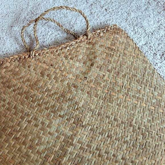 Flat Rattan bags. Set of 2 - Picture 3 of 14
